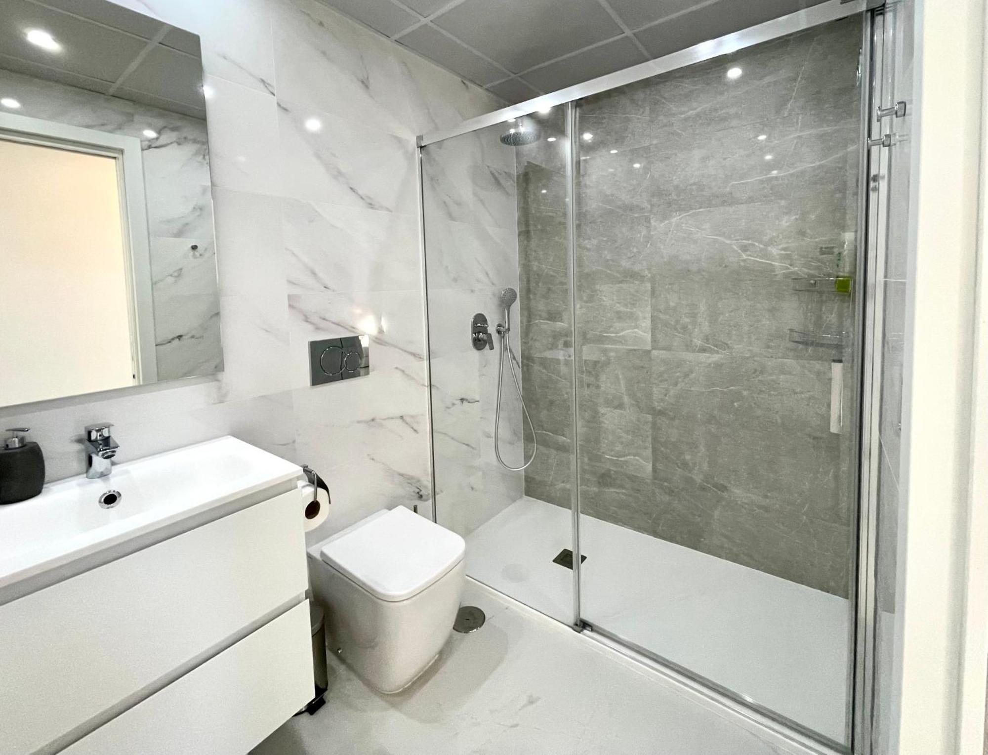 Luxury Apartment Sunset Cliffs Benidorm Bagian luar foto