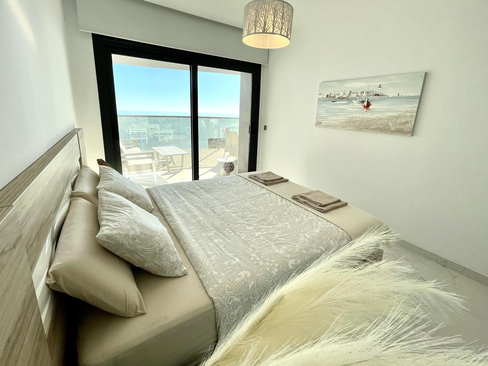 Luxury Apartment Sunset Cliffs Benidorm Bagian luar foto