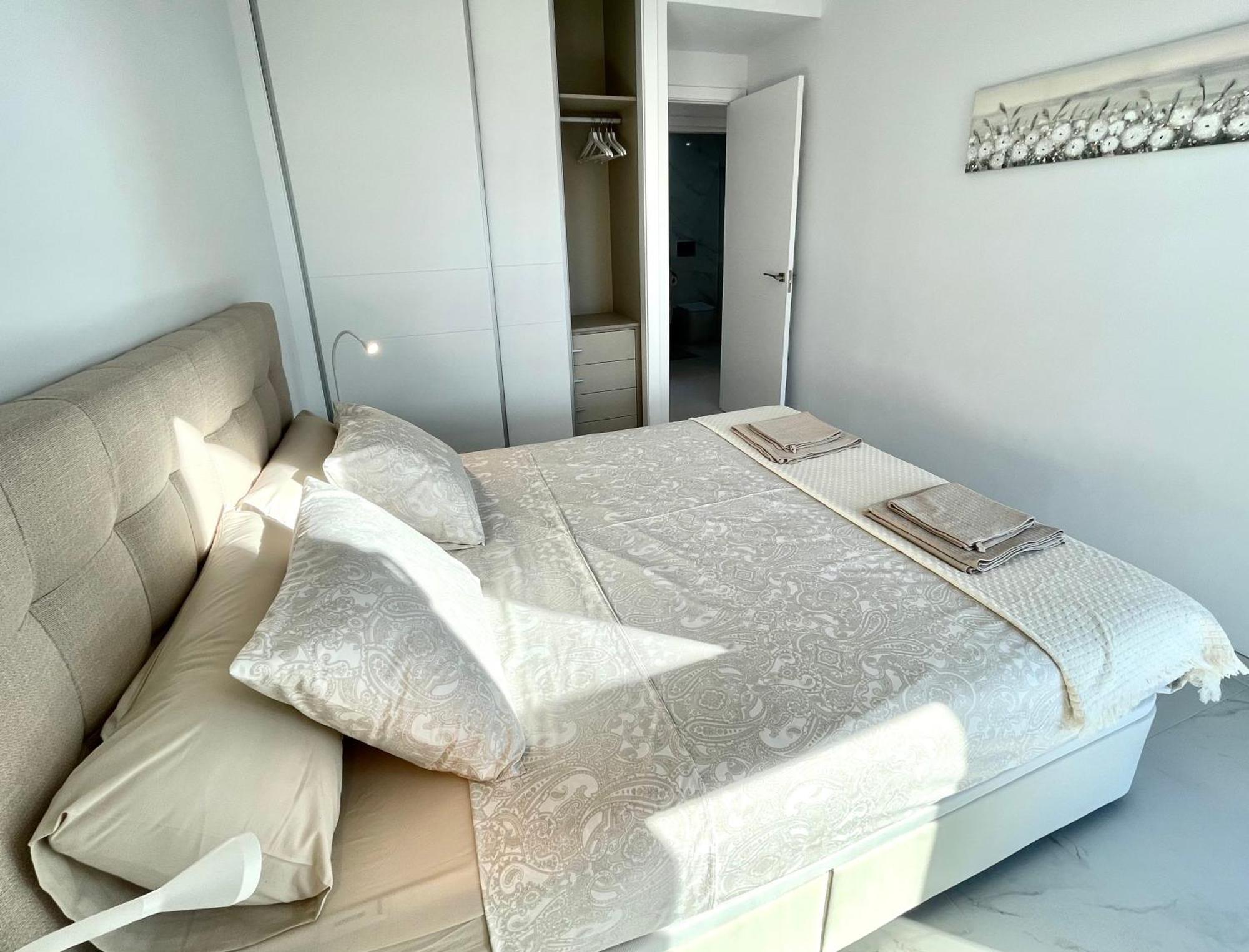 Luxury Apartment Sunset Cliffs Benidorm Bagian luar foto