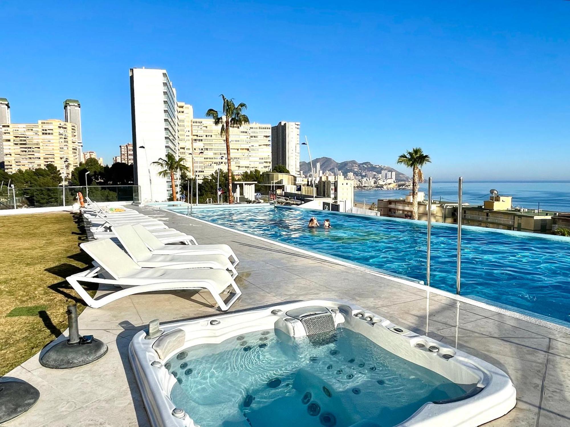 Luxury Apartment Sunset Cliffs Benidorm Bagian luar foto